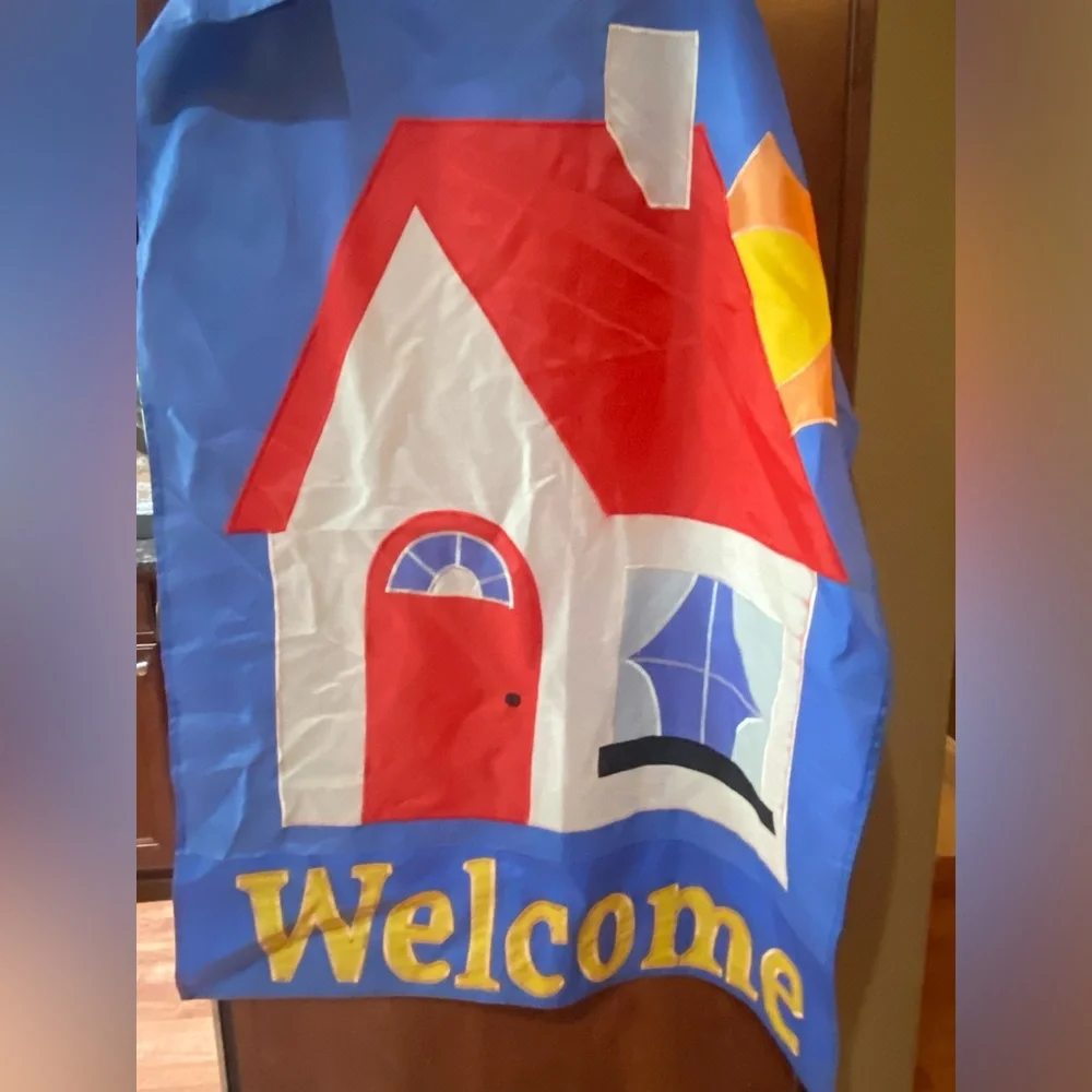 Welcome Garden Flag - Blue, Red, White, Yellow